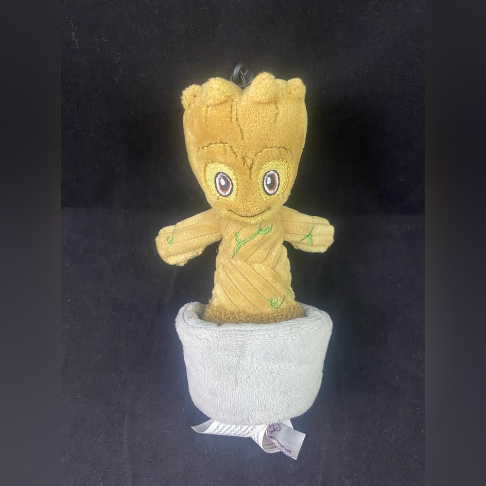 Scentsy Buddy Clip Groot Marvel Nine Realms Guardians of the Galaxy Scented